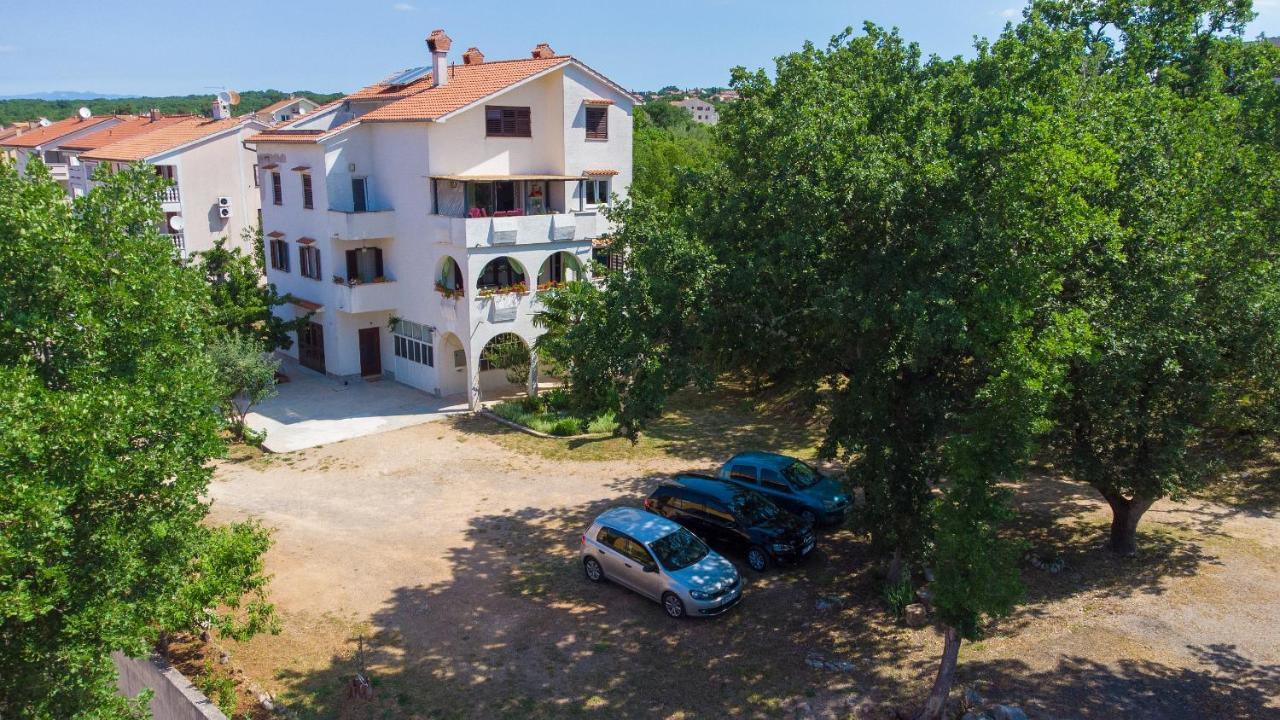 Apartman Mihael Malinska Esterno foto