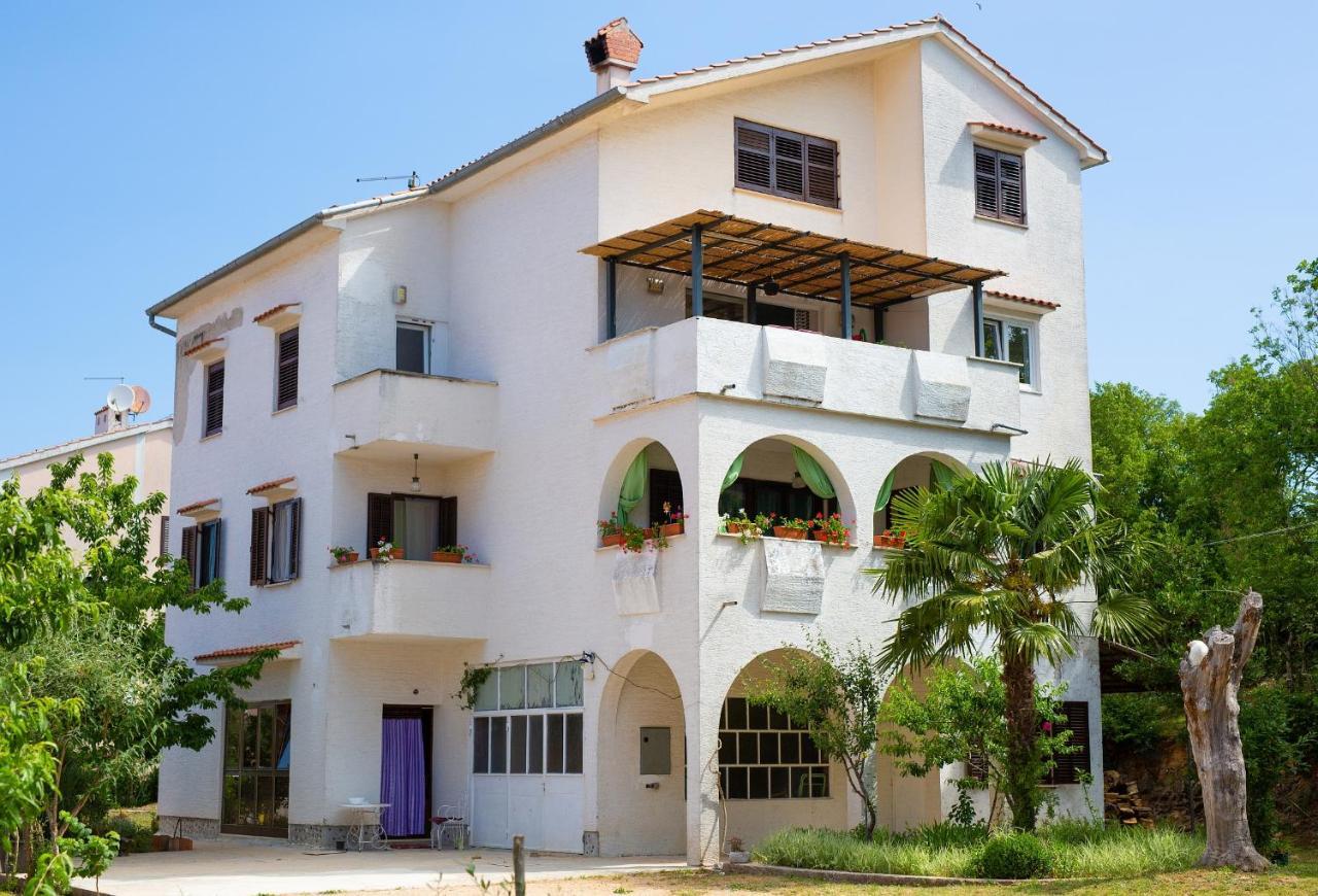 Apartman Mihael Malinska Esterno foto
