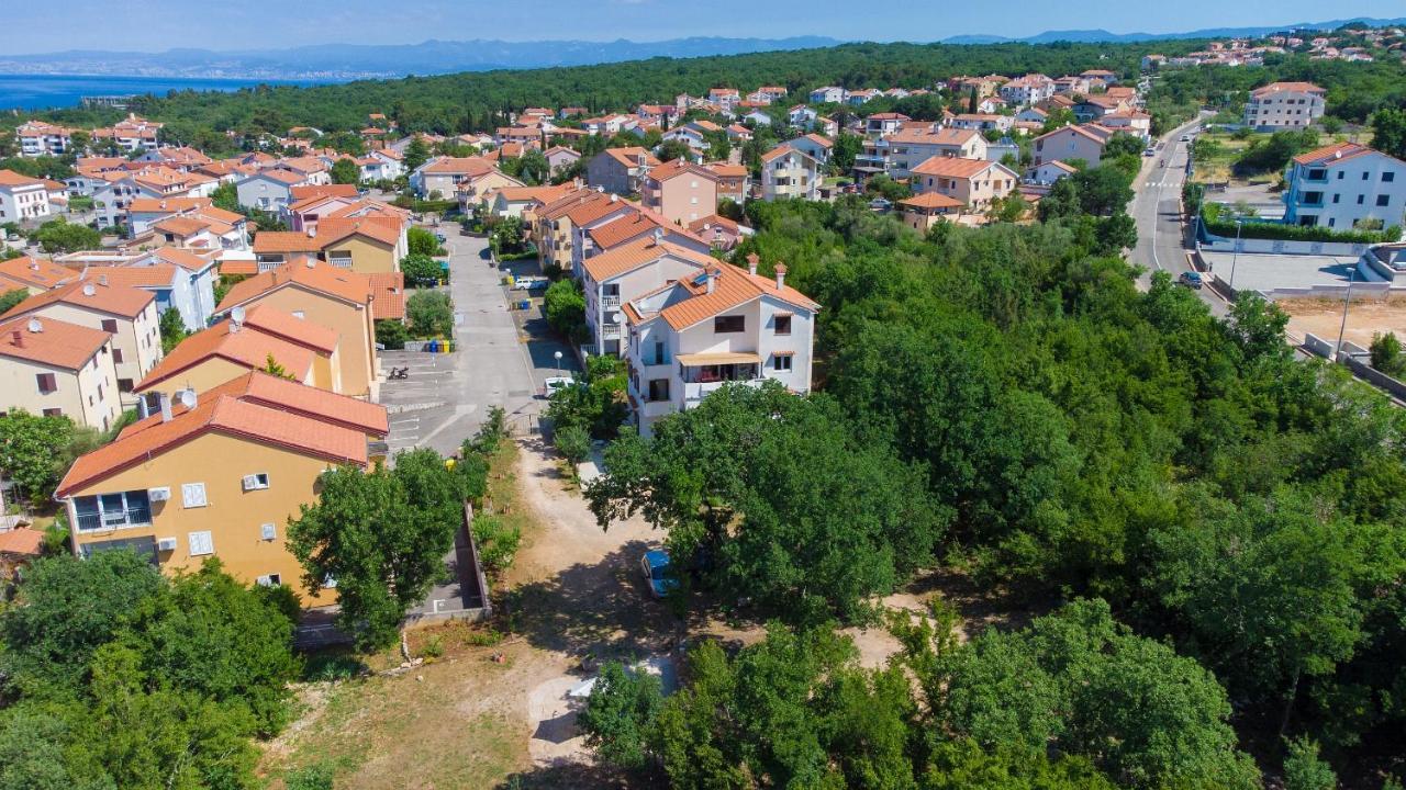 Apartman Mihael Malinska Esterno foto