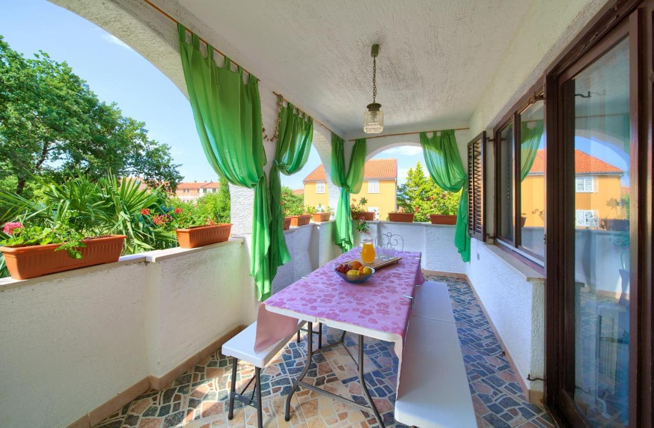 Apartman Mihael Malinska Esterno foto