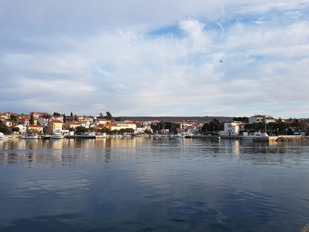 Apartman Mihael Malinska Esterno foto